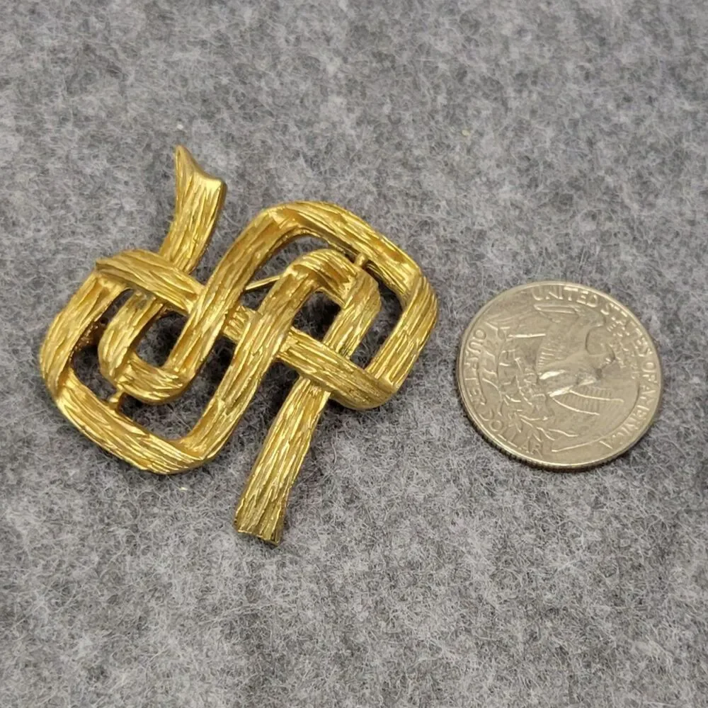 Vtg Brooch